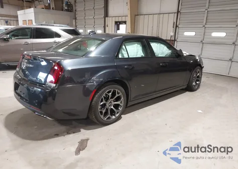2015 Chrysler 300 300S z USA, uszkodzony, nr VIN 2C3CCABG9FH898885